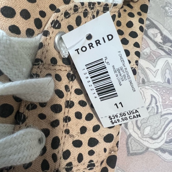 Torrid Sneakers Size 11 - Picture 3 of 6